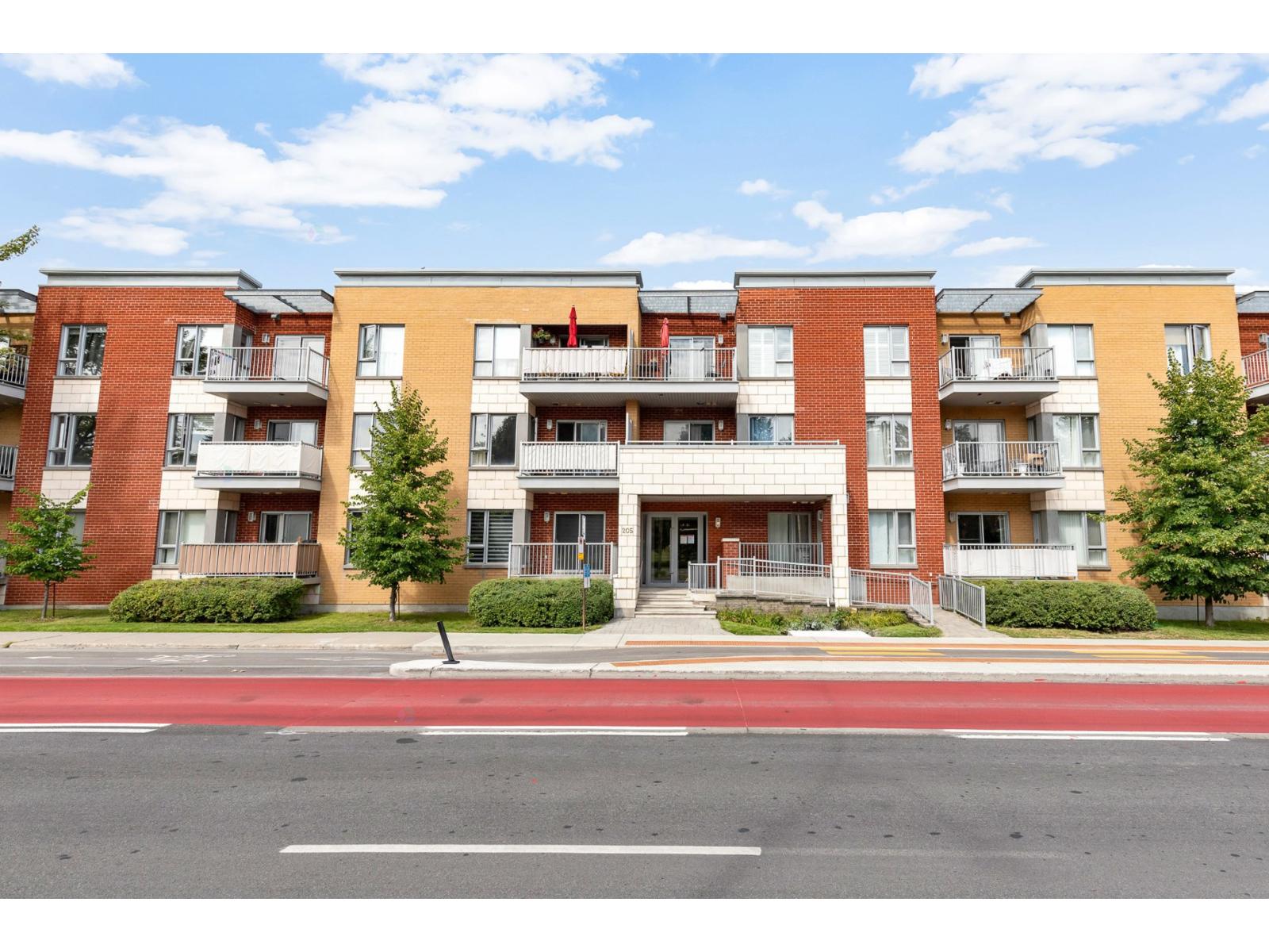 205 Boul. Henri-Bourassa O., #104, Montréal (Ahuntsic-Cartierville), Quebec H3L1N4