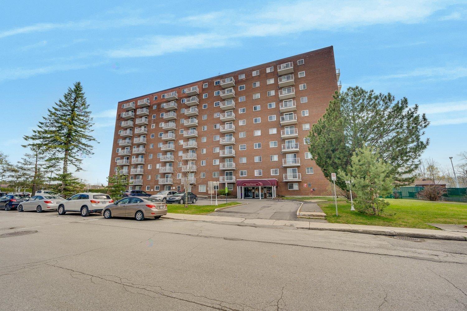 23 Rue de la Soeur-Jeanne-Marie-Chavoin, #512, Gatineau (Hull), Quebec J8Z1V0