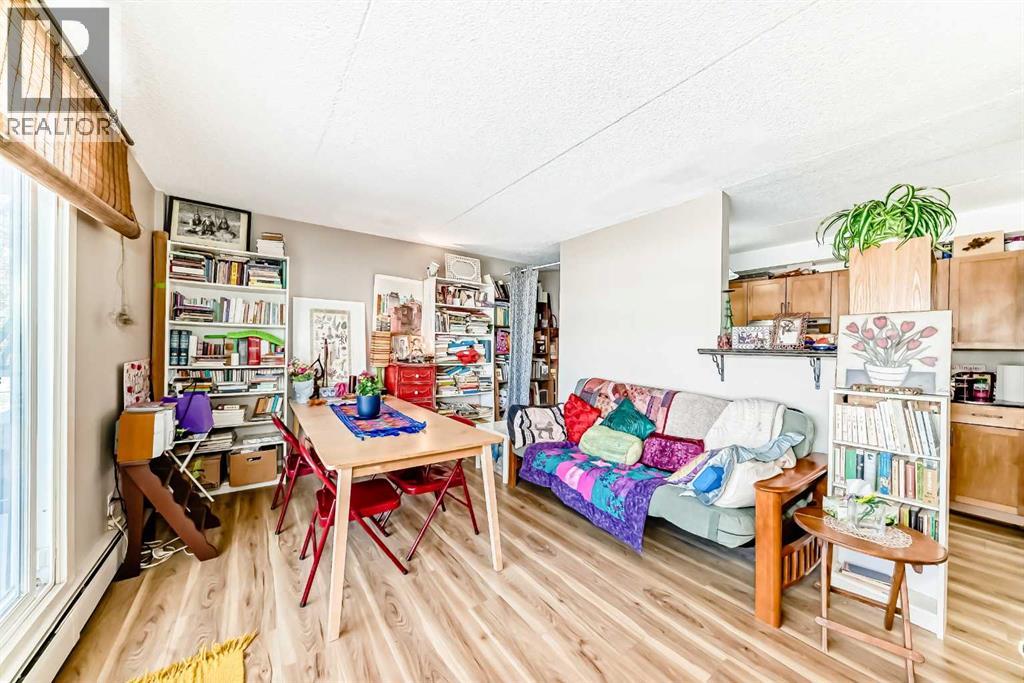 Apartment for Sale in 201, 315 9A Street NW|Calgary, Alberta T2N1T7 5