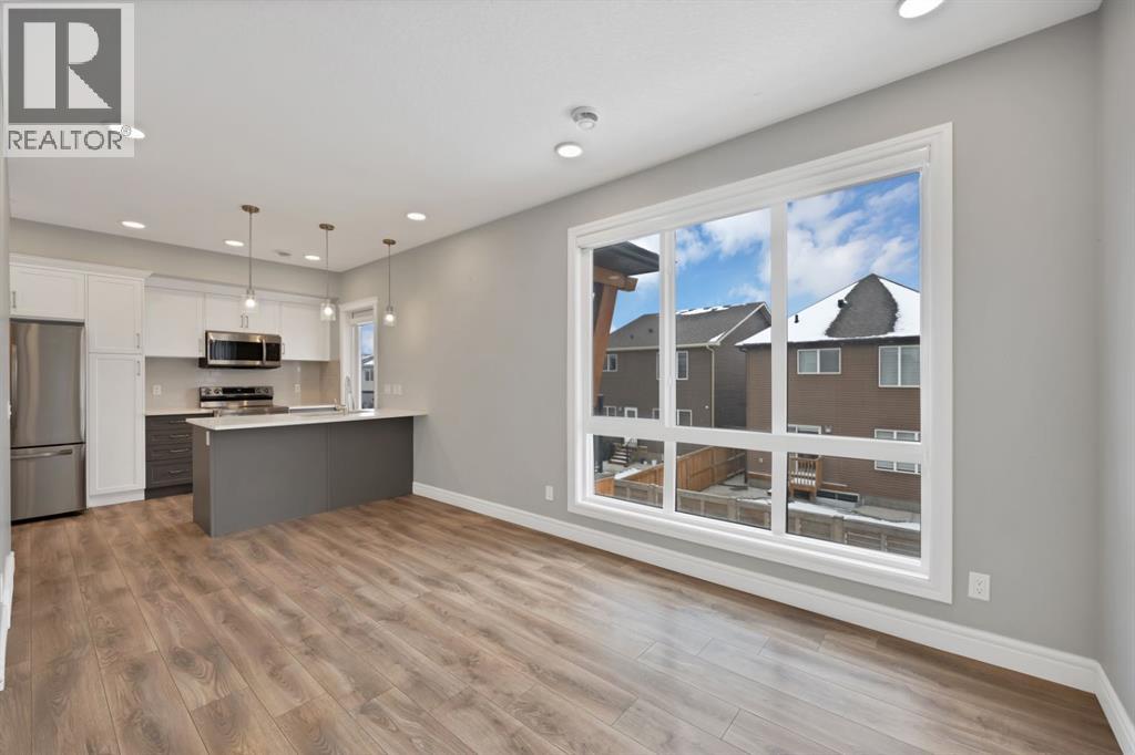 Row / Townhouse for Sale in 202, 10060 46 Street NE|Calgary, Alberta T3J2H8