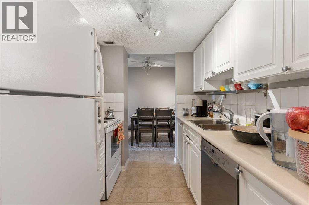 Apartment for Sale in 303, 30 Mchugh Court NE|Calgary, Alberta T2E7X3 5