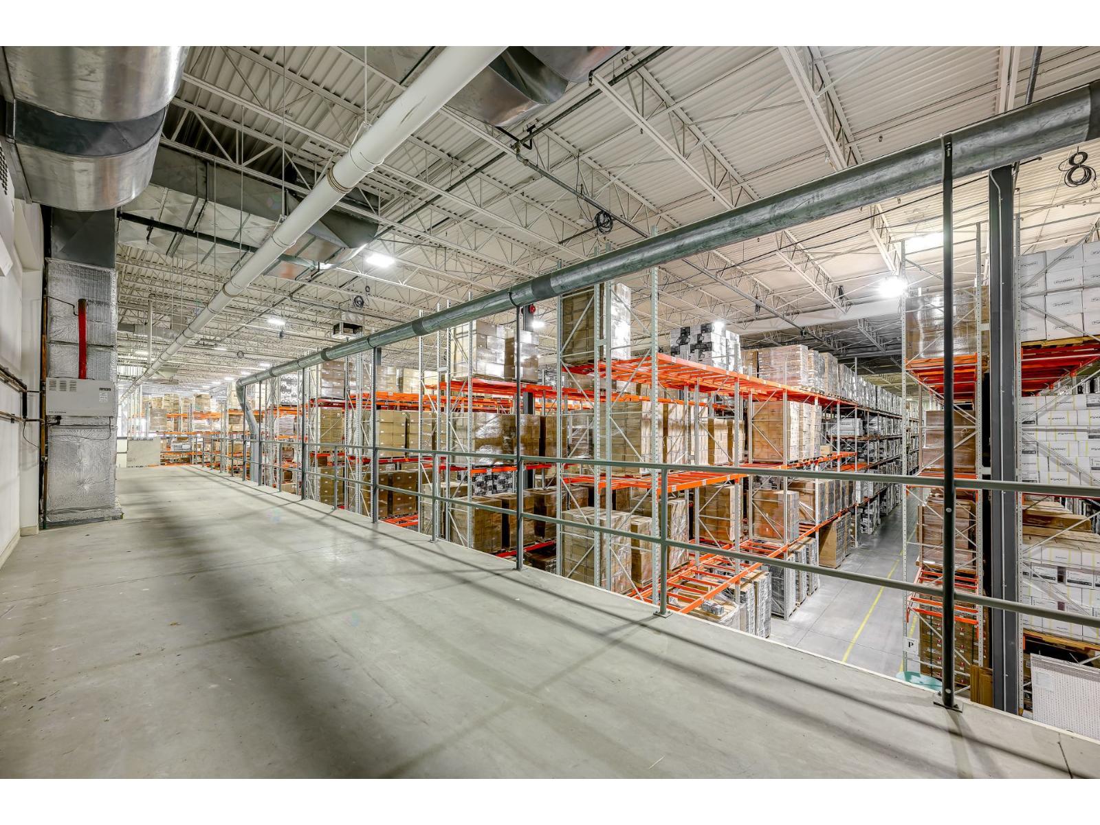 For lease: 5905 Ch. de la Côte-de-Liesse, Montréal (Saint-Laurent