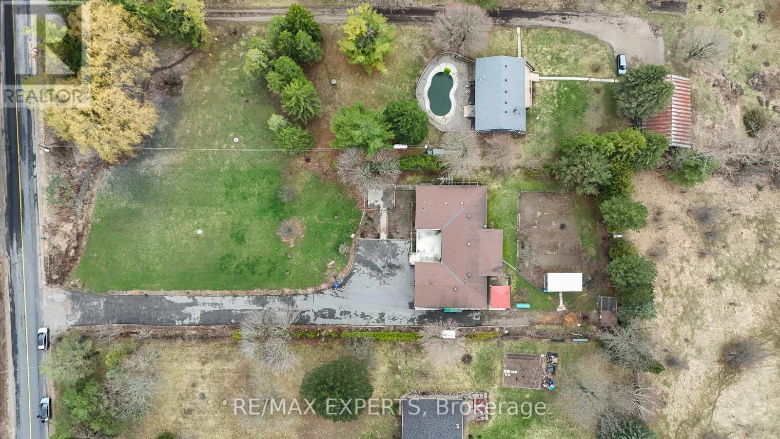 For sale: 6242 6TH LINE, New Tecumseth, Ontario L0G1W0 - N13008830
