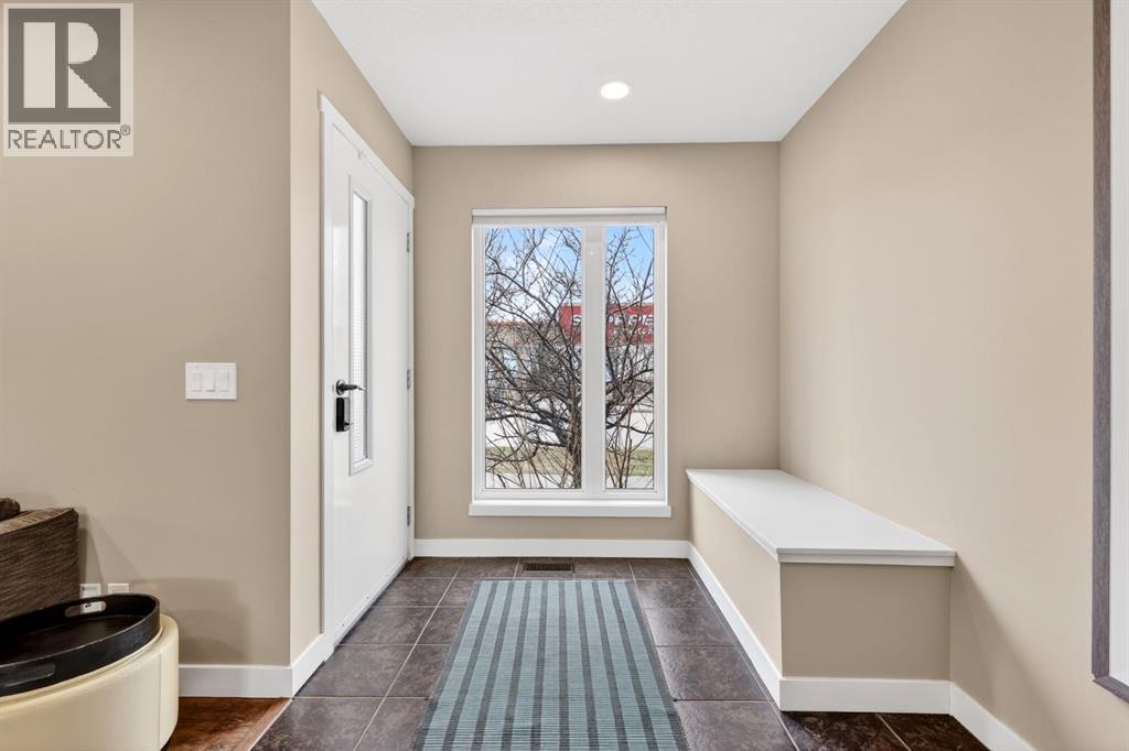 Row / Townhouse for Sale in 180 Walden Gate SE|Calgary, Alberta T2X0P3 4