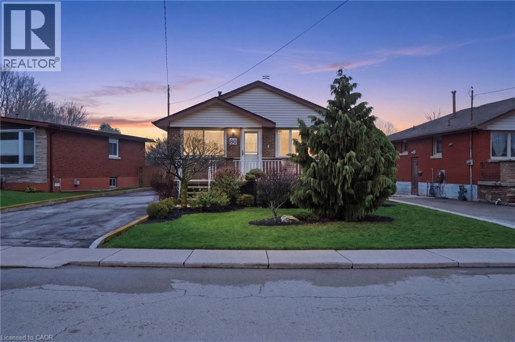 80 LUSCOMBE Street, Hamilton, Ontario L9A2J8