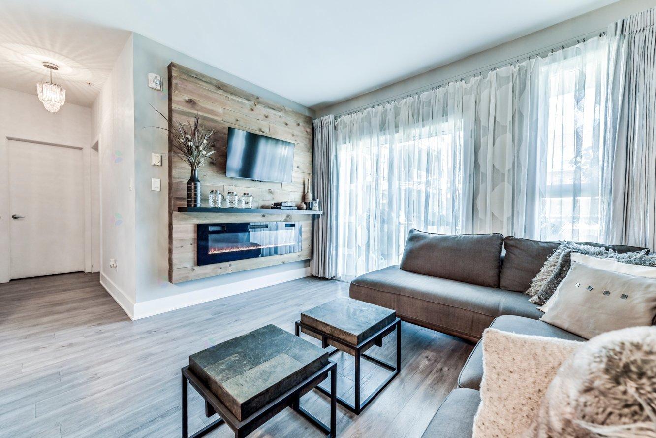 1475 Rue Gaston-Véronneau, #208, Longueuil (Le Vieux-Longueuil), Quebec J4N0H2