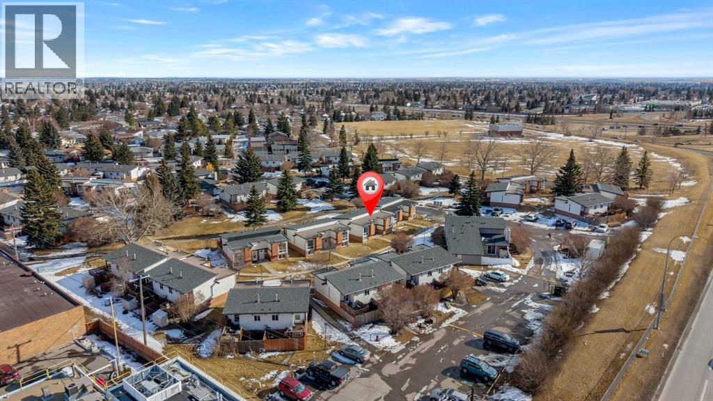Duplex for Sale in 426 Pinemont Gate NE|Calgary, Alberta t1y2r6 3