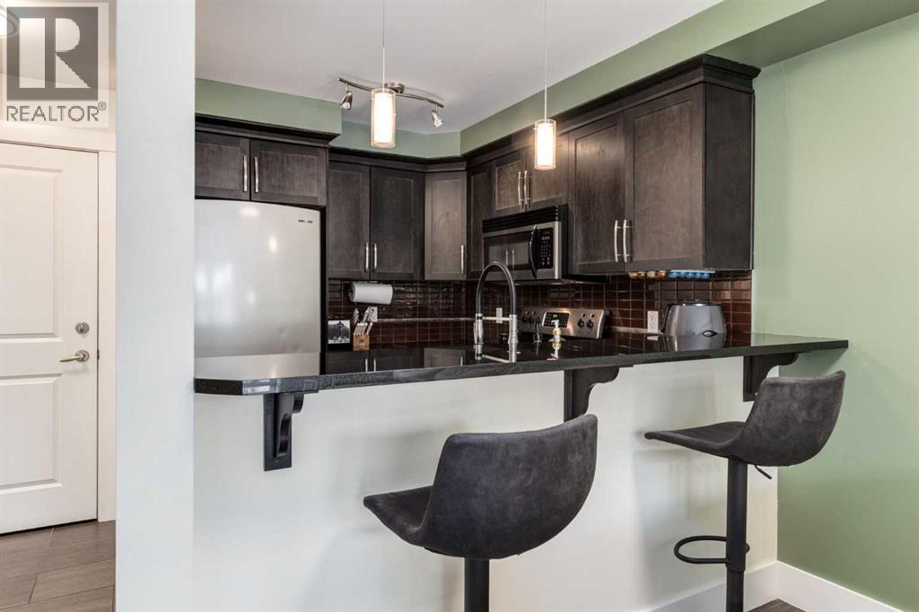 Apartment for Sale in 104, 725 4 Street NE|Calgary, Alberta T2E3S7 4