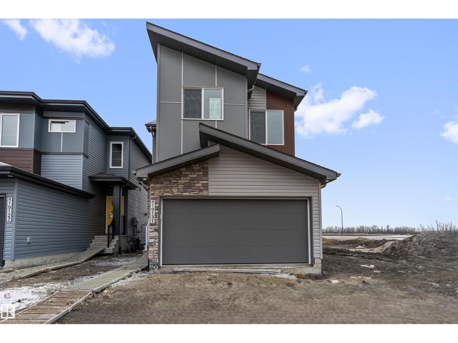 【R20862】PLACE For sale: 19131 20 AV NW, Edmonton, Alberta T6M3E8 - E4477218