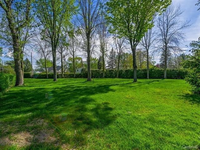 281 Ch. De La Rabastalière O., Saint-Bruno-de-Montarville, Quebec J3V1Z5