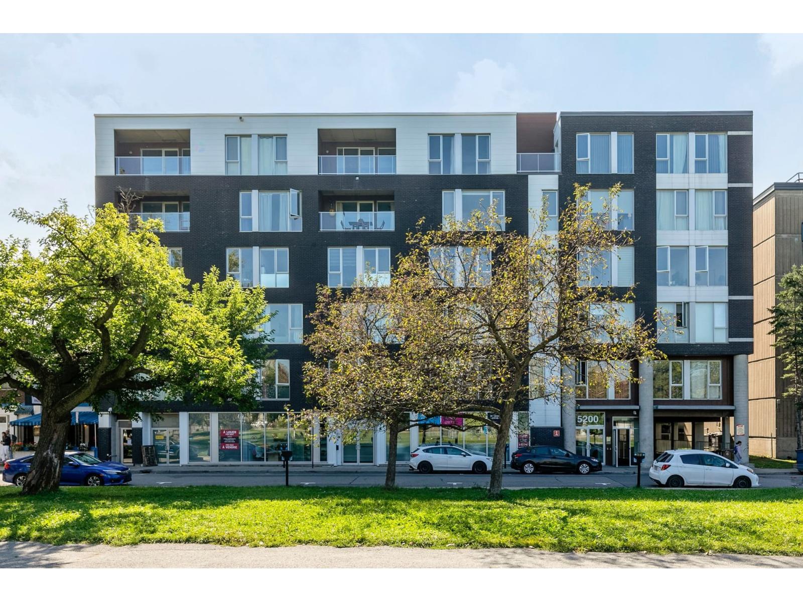 5200 Av. Gatineau, #A402, Montréal (Côte-des-Neiges/Notre-Dame-de-Grâce), Quebec H3T1W9