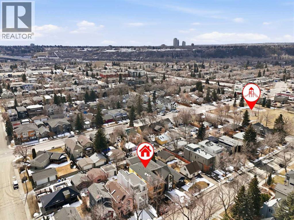 House for Sale in 2311 6 Avenue NW|Calgary, Alberta T2N0X3 3