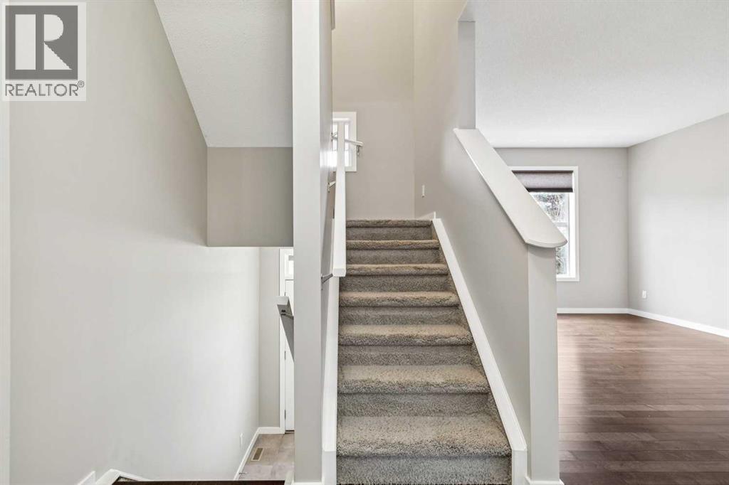 Row / Townhouse for Sale in 206, 10 Auburn Bay Avenue SE|Calgary, Alberta T3M0P7 4