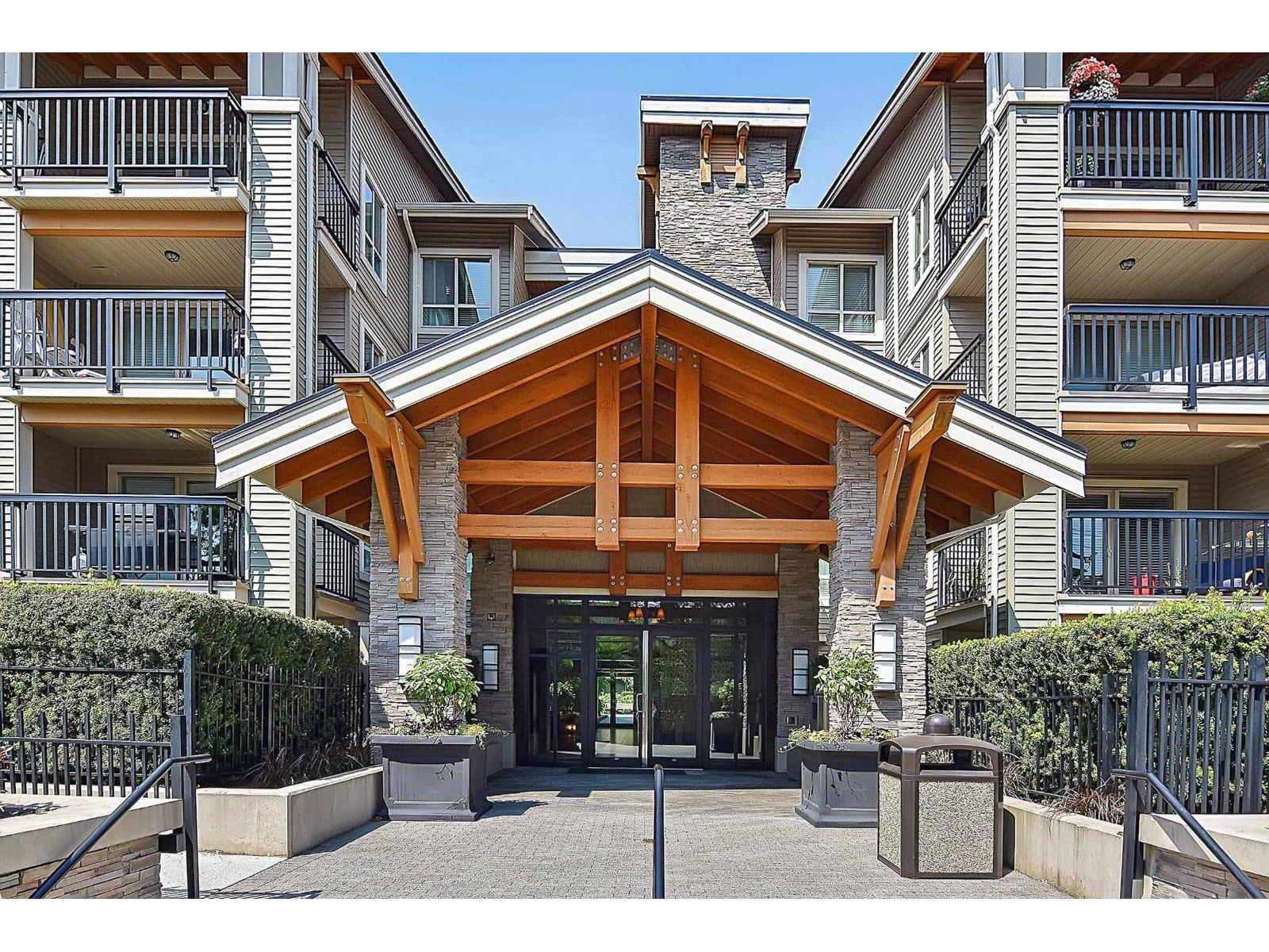 426 21009 56 AVENUE, Langley, British Columbia V3A0C9