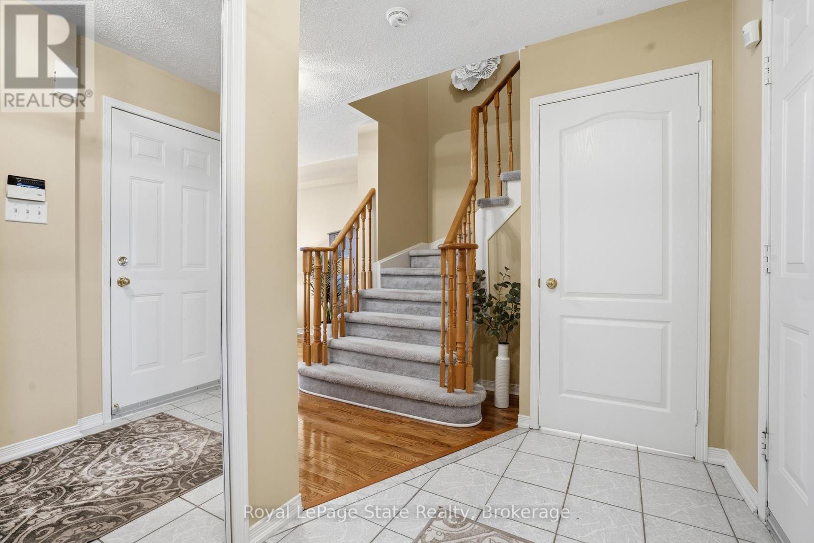 Row / Townhouse for Sale in 38 - 2665 THOMAS STREET|Mississauga (Central Erin Mills), Ontario L5M6G4 5