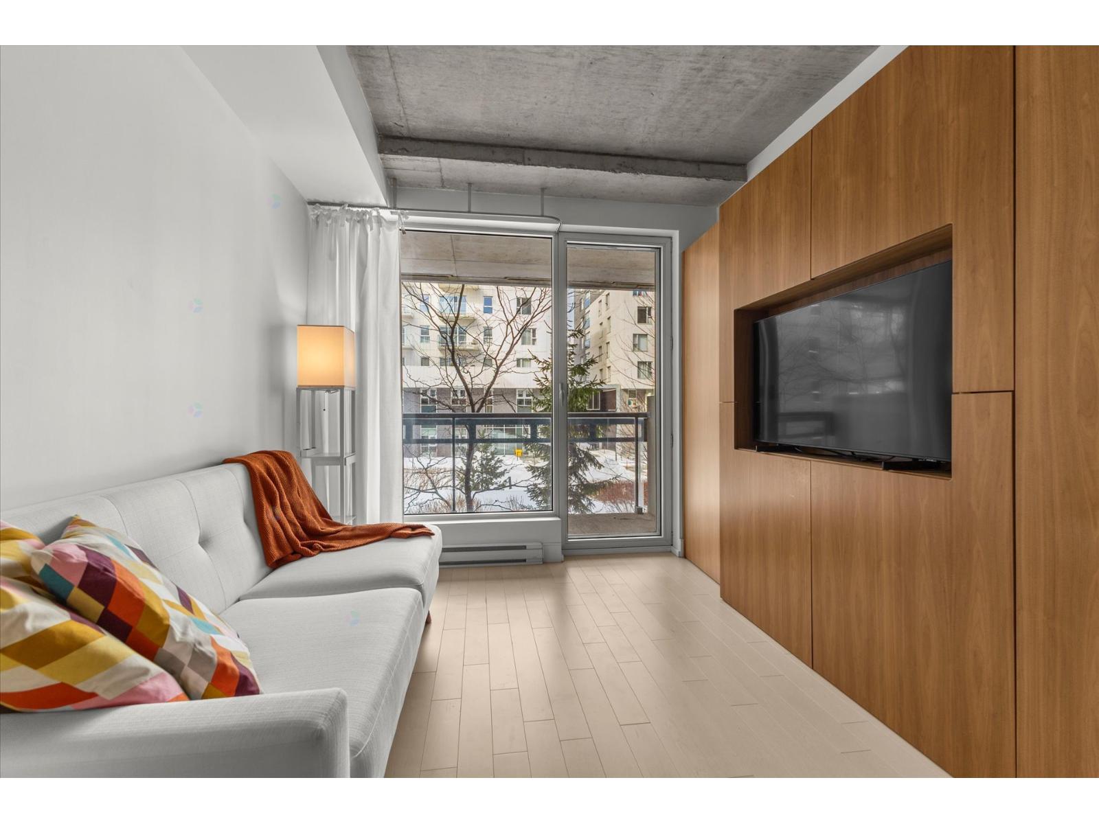 2530 Place Michel-Brault, #221, Montréal (Rosemont/La Petite-Patrie), Quebec H1Y0B6