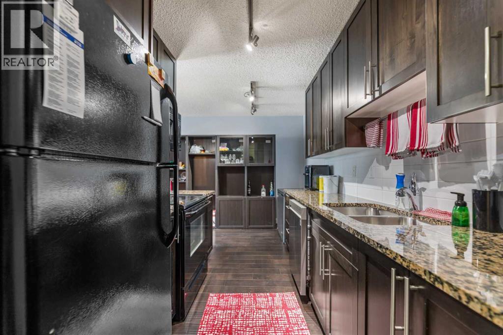 Apartment for Sale in 410, 4455A Greenview Drive NE|Calgary, Alberta T2E6M1 3