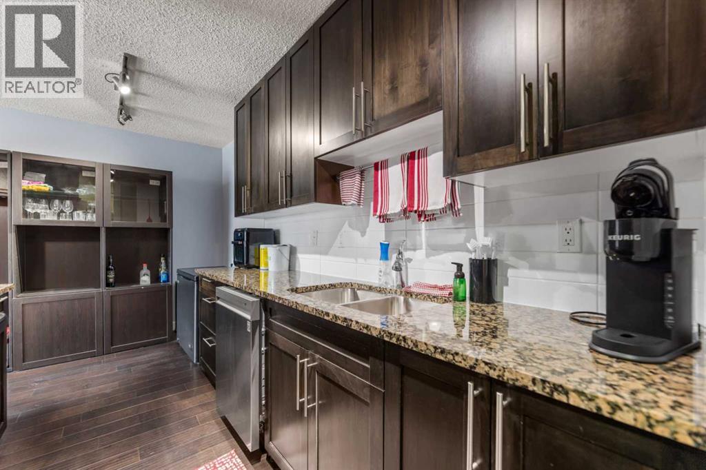 Apartment for Sale in 410, 4455A Greenview Drive NE|Calgary, Alberta T2E6M1 4