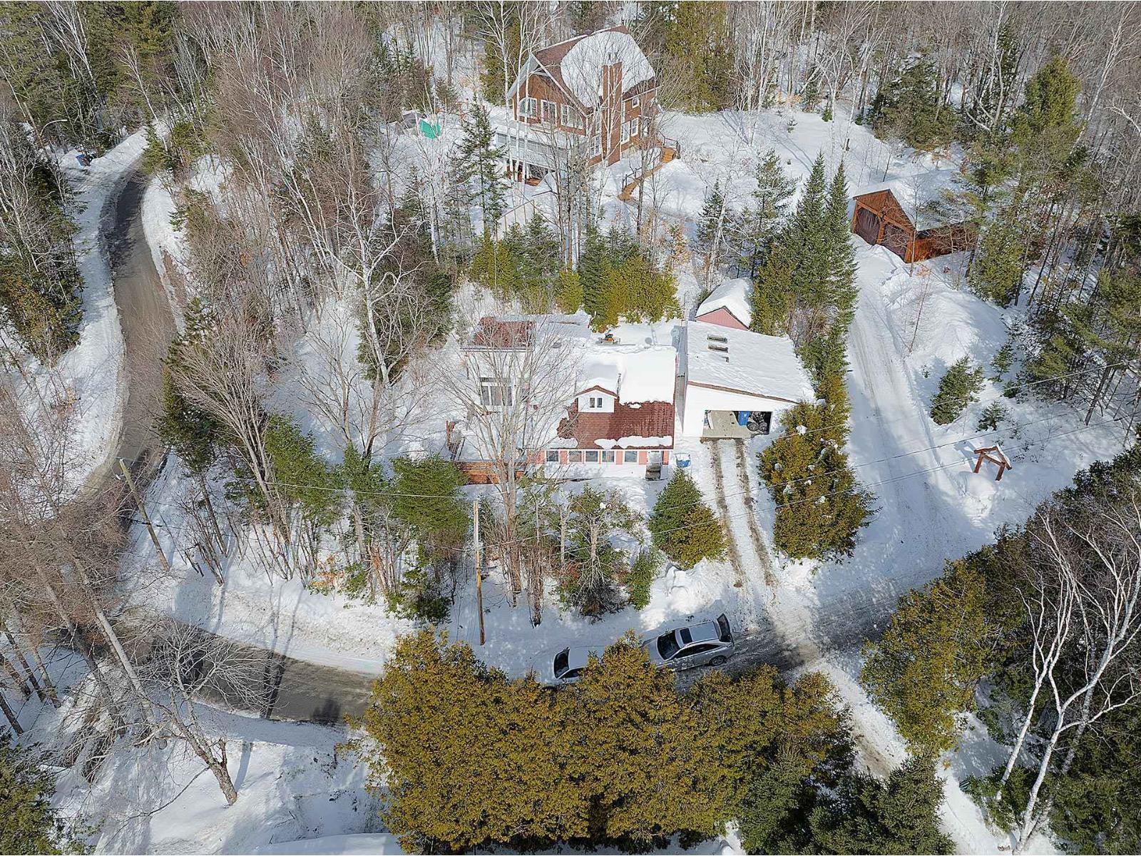 18 520e Avenue, Saint-Hippolyte, Quebec J8A3J5