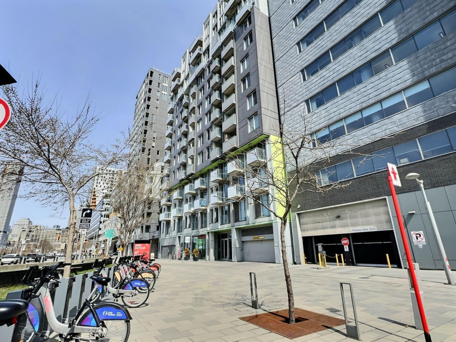 À louer : 71 Rue Duke, #602, Montréal (Ville-Marie), Québec H3C0L5 ...