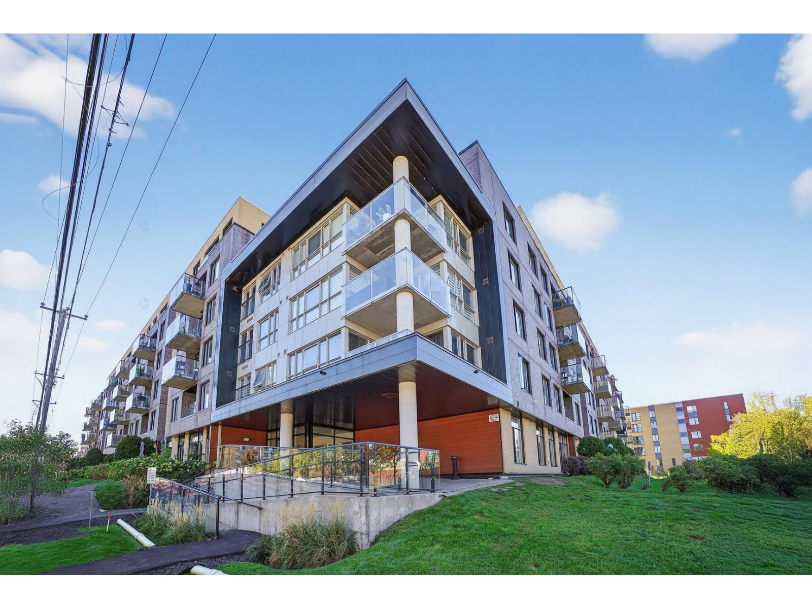 2305 Rue Remembrance, #608, Montréal (Lachine), Quebec H8S0A9