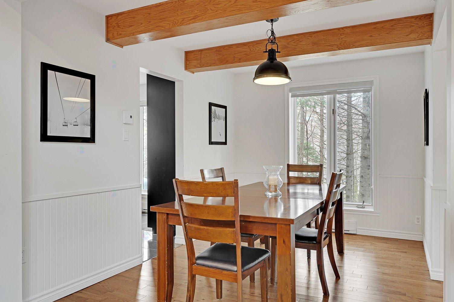 For sale: 48 Ch. du Geai-Bleu, Saint-Sauveur, Quebec J0R1R1 - 27308150 ...