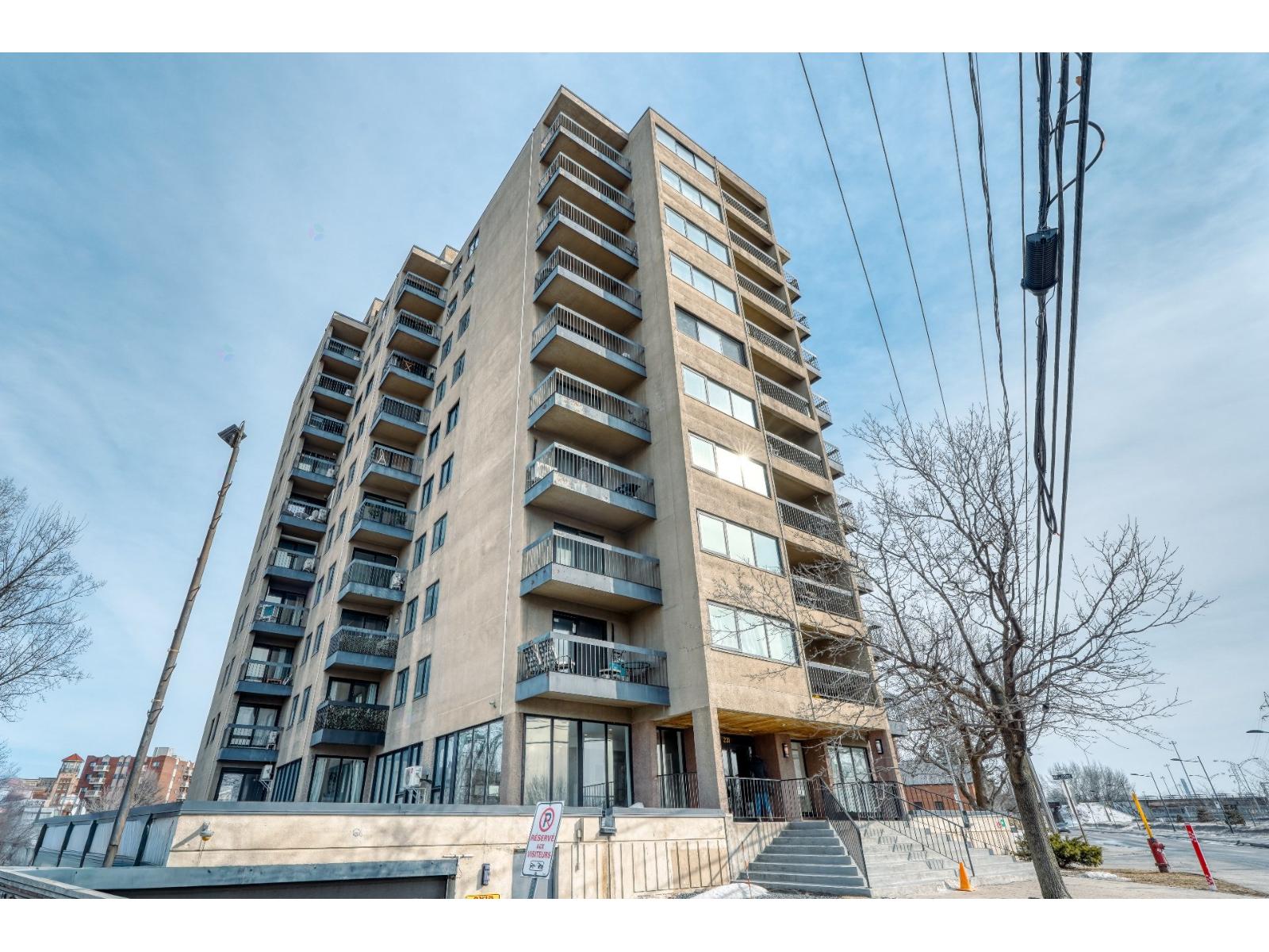 231 Rue Riverside, #505, Saint-Lambert, Quebec J4P1A3