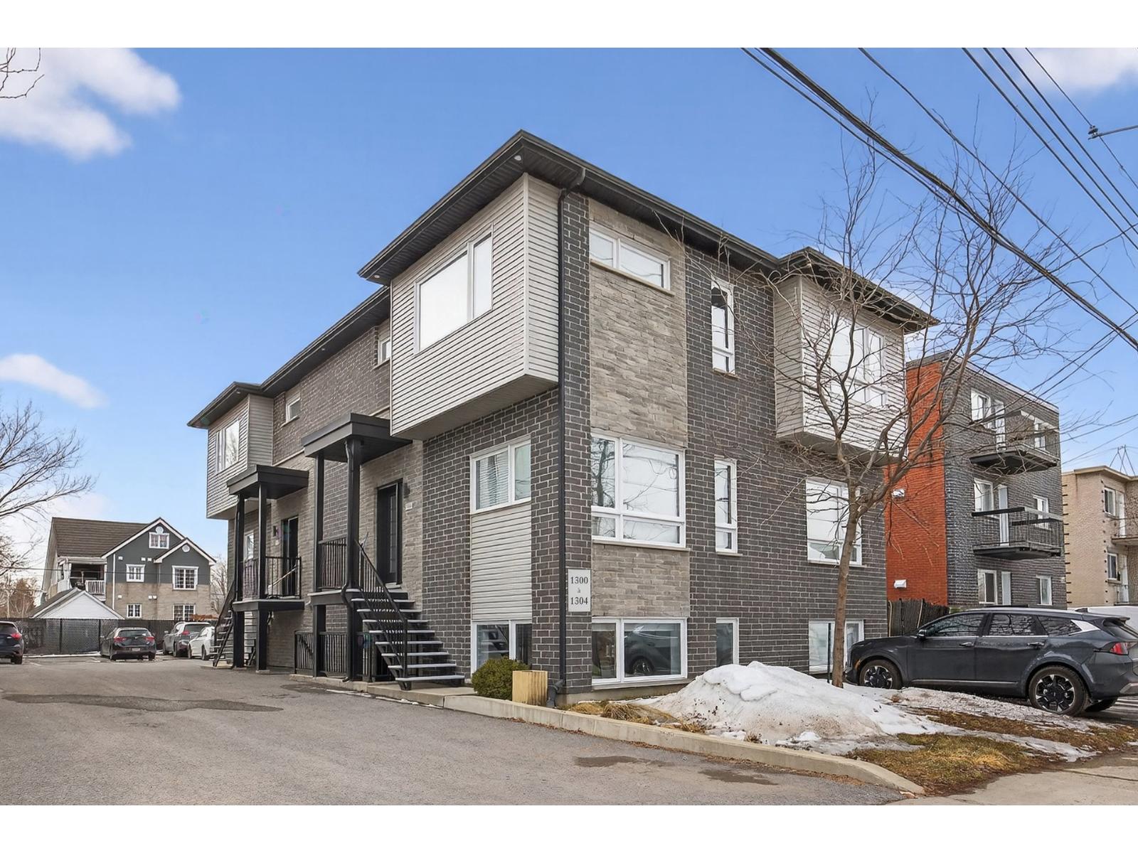 1300 Rue La Salle, Longueuil (Le Vieux-Longueuil), Quebec J4K0B8