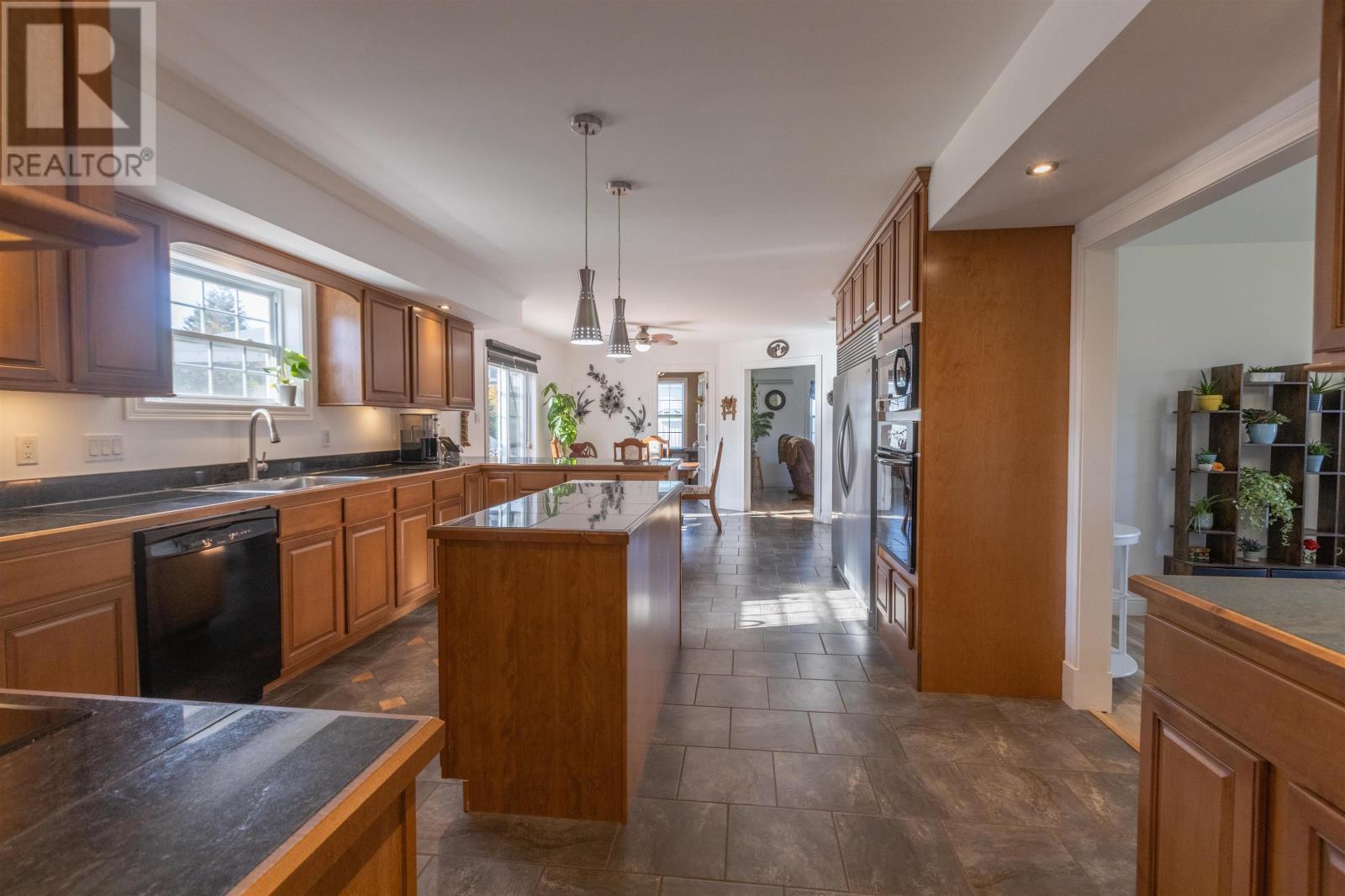 For sale: 1071 Peters Road, Cambridge, Prince Edward Island C0A1R0 ...