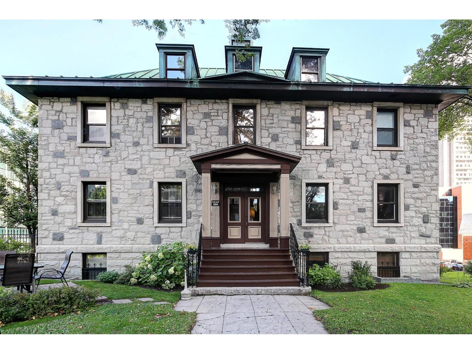 550 Grande Allée E., #210, Québec (La Cité-Limoilou), Quebec G1R2J9