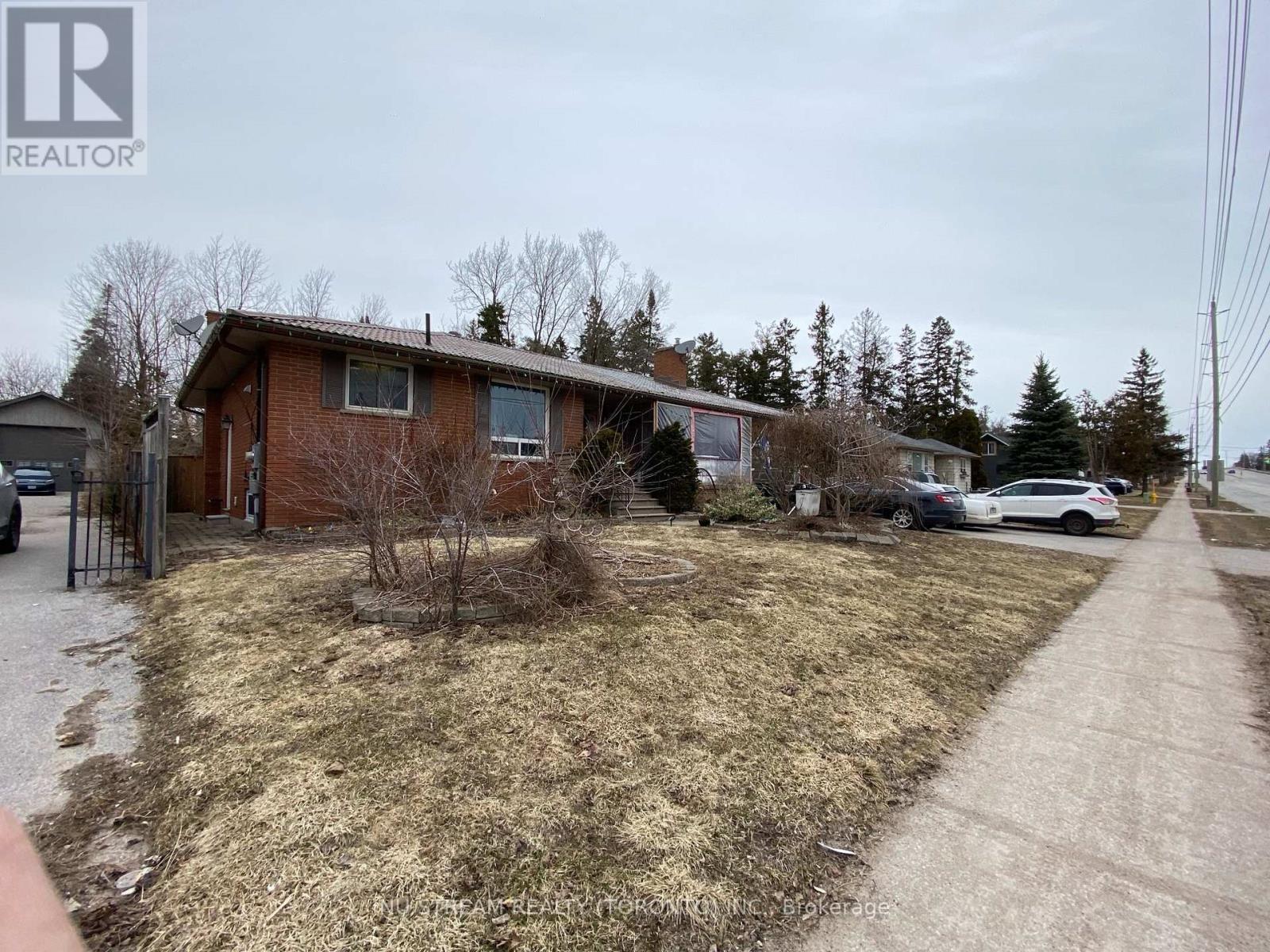 For sale: 536 BIG BAY POINT ROAD, Barrie (Painswick North), Ontario ...