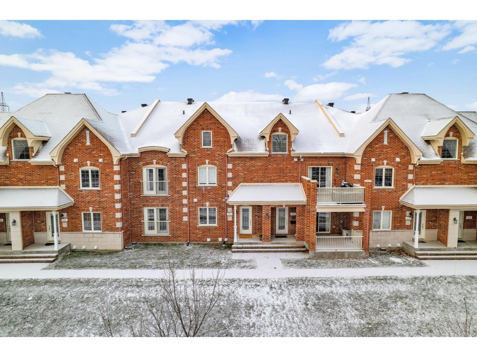 277 Rue de Barcelone, Dollard-des-Ormeaux, Quebec H9B0A6