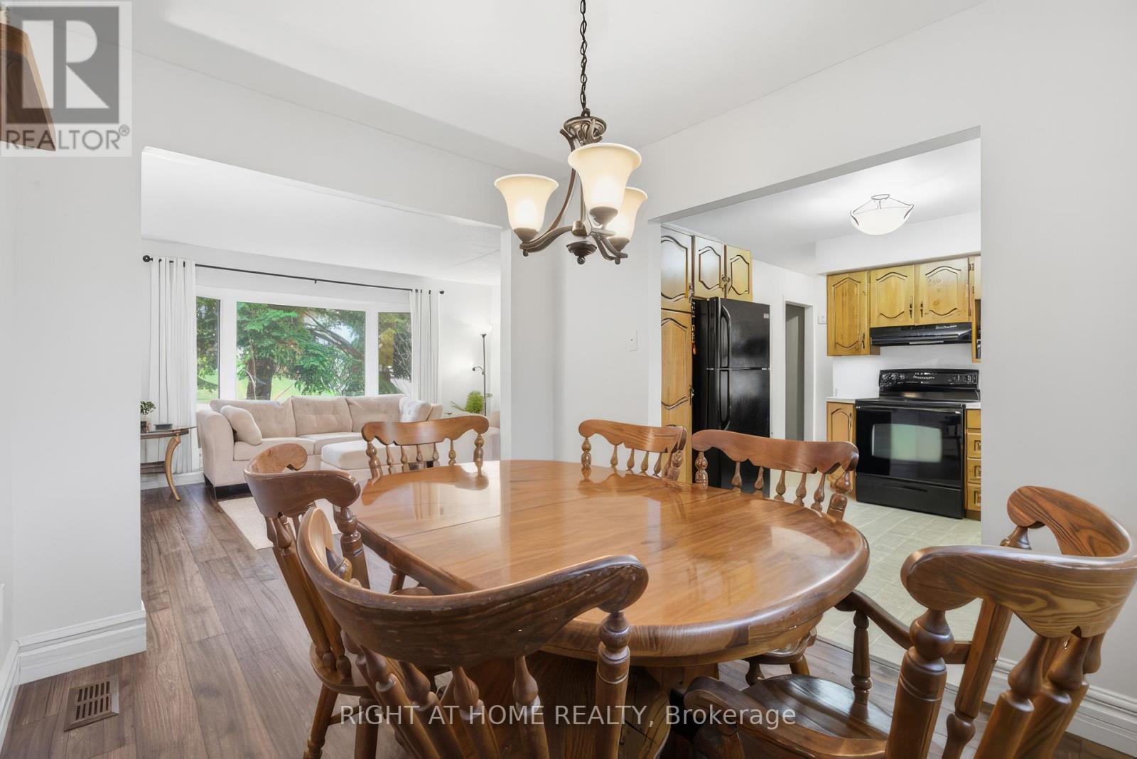 For sale: 384 COUNTESS STREET N, West Grey, Ontario N0G1R0 - X13011218 ...