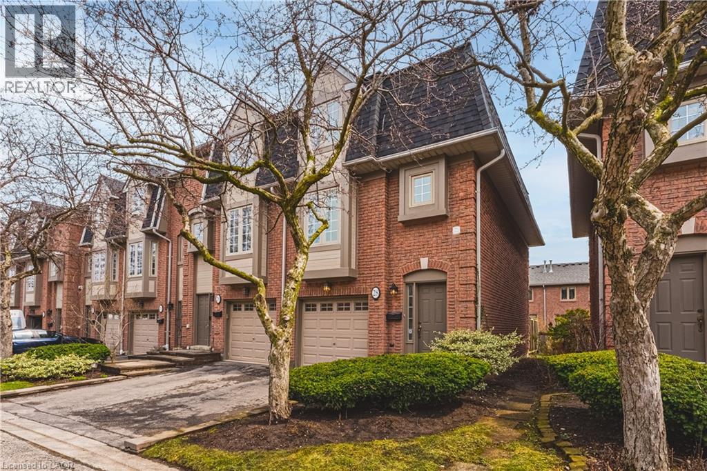 Row / Townhouse for Sale in 3140 FIFTH Line W Unit# 28|Mississauga, Ontario L5L1A2 2