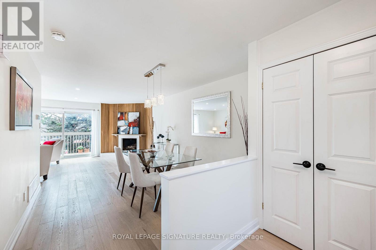 For sale: 33 CHERYL SHEPWAY, Toronto (Don Valley Village), Ontario ...