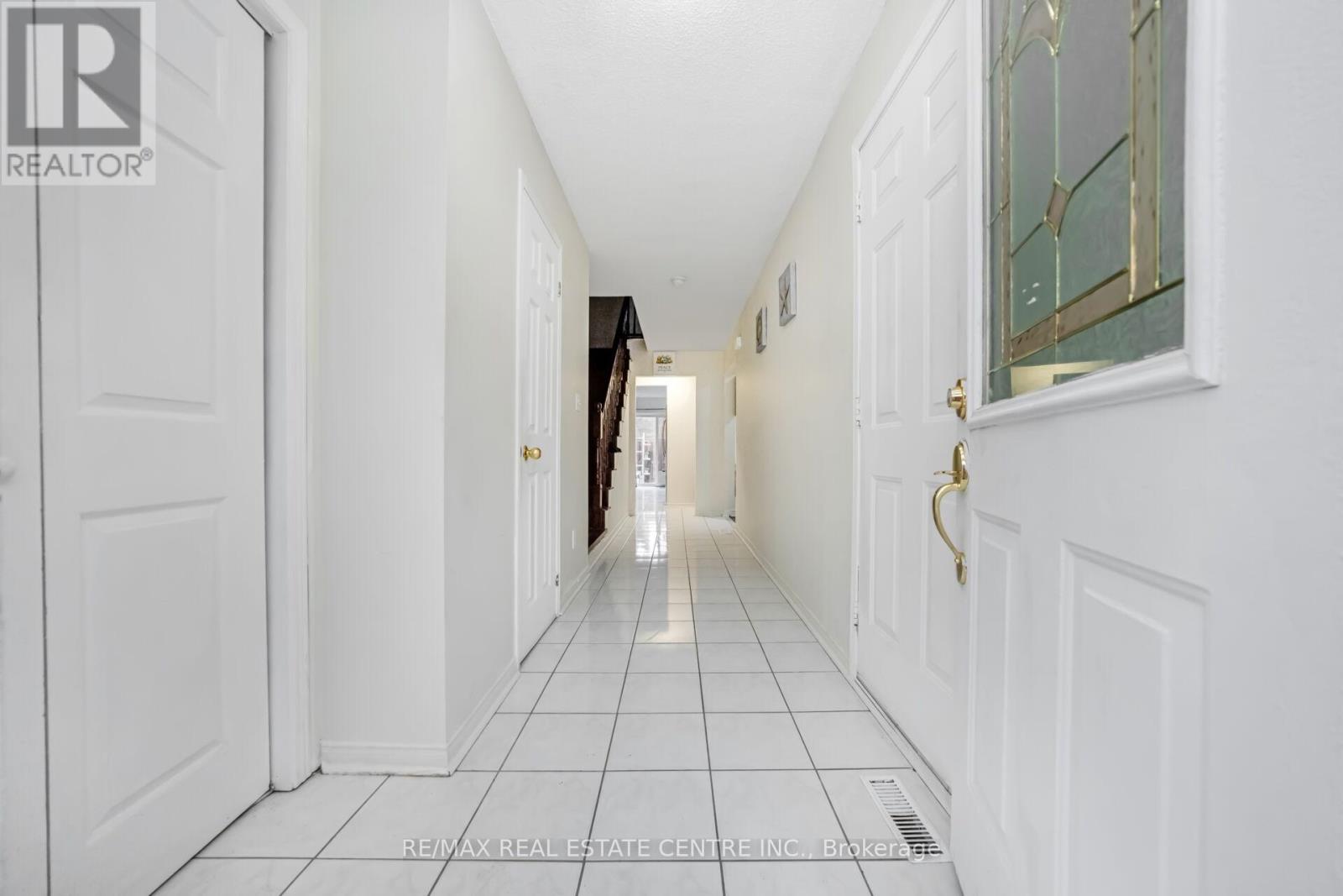 Row / Townhouse for Sale in 37 - 35 MALTA AVENUE N|Brampton (Fletcher's Creek South), Ontario L6Y5B4 4