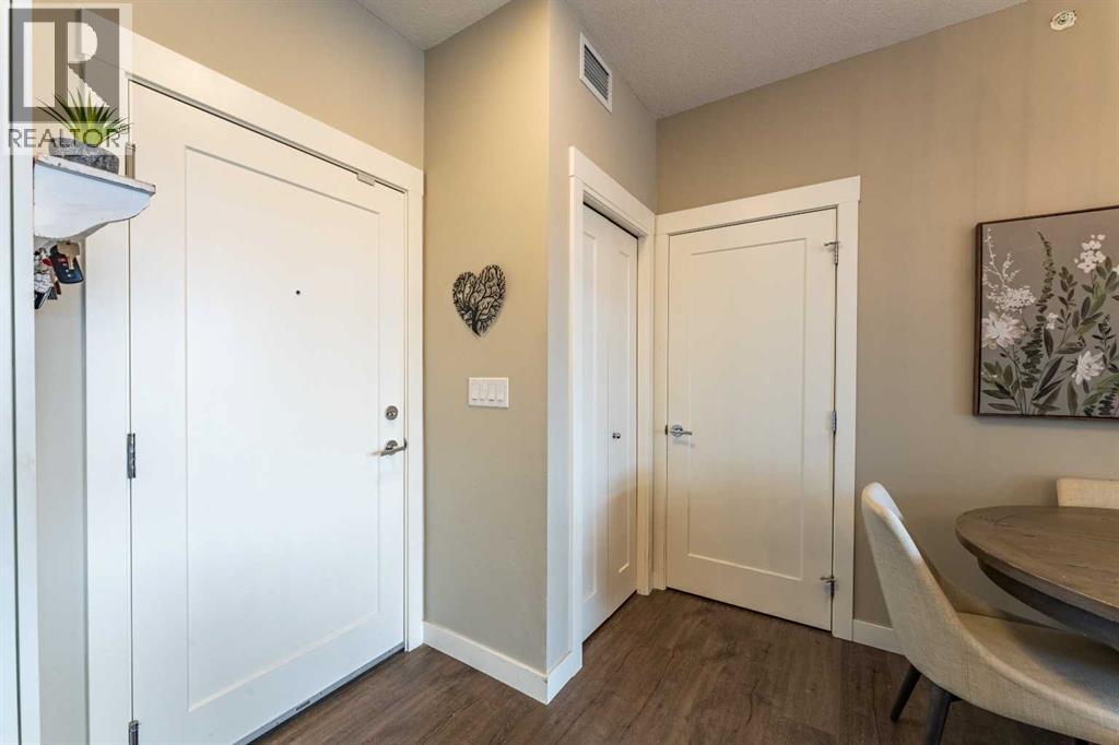 Apartment for Sale in 412, 10 Walgrove Walk SE|Calgary, Alberta T2X4E1 4