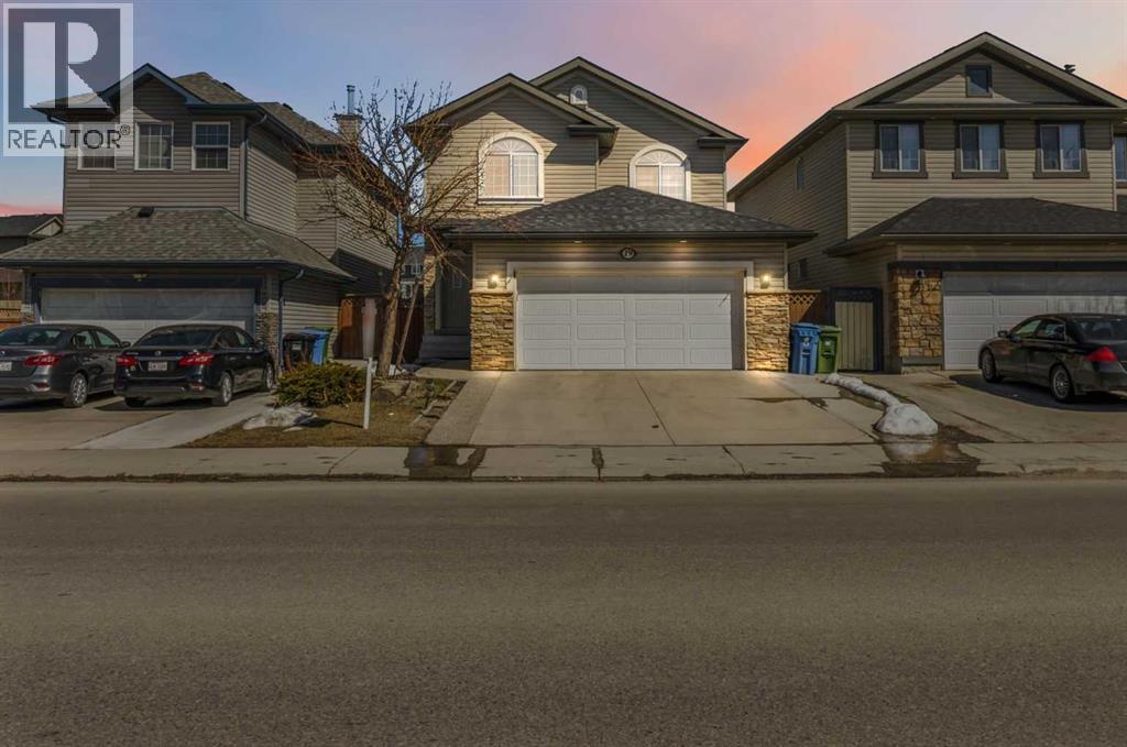 House for Sale in 19 Saddleland Drive|Calgary, Alberta T3J5J3 2