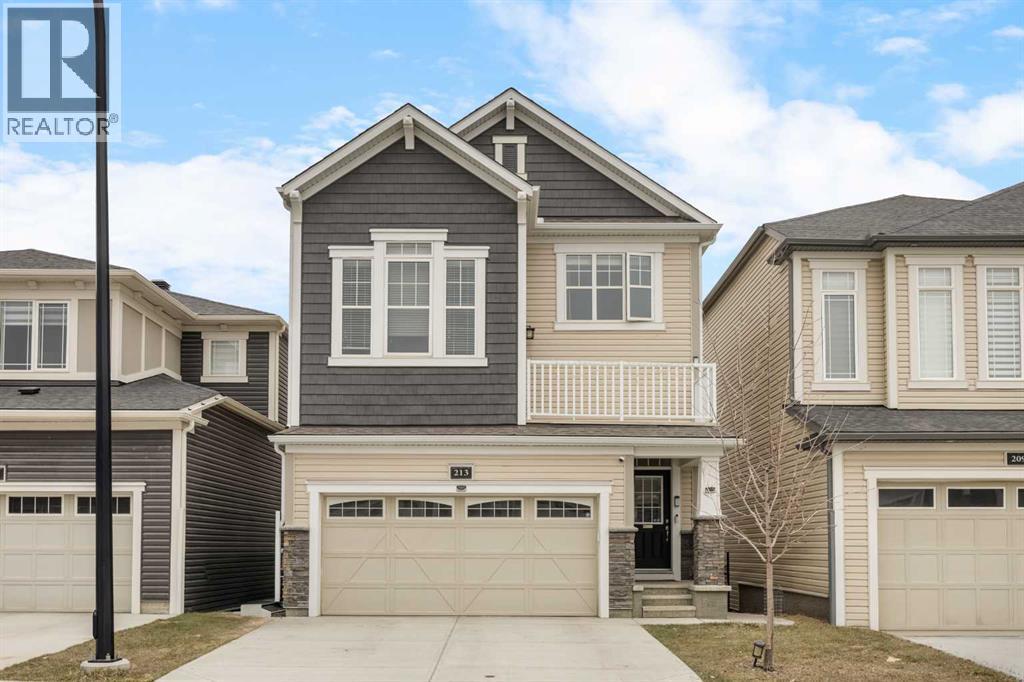 213 Carrington Crescent NW