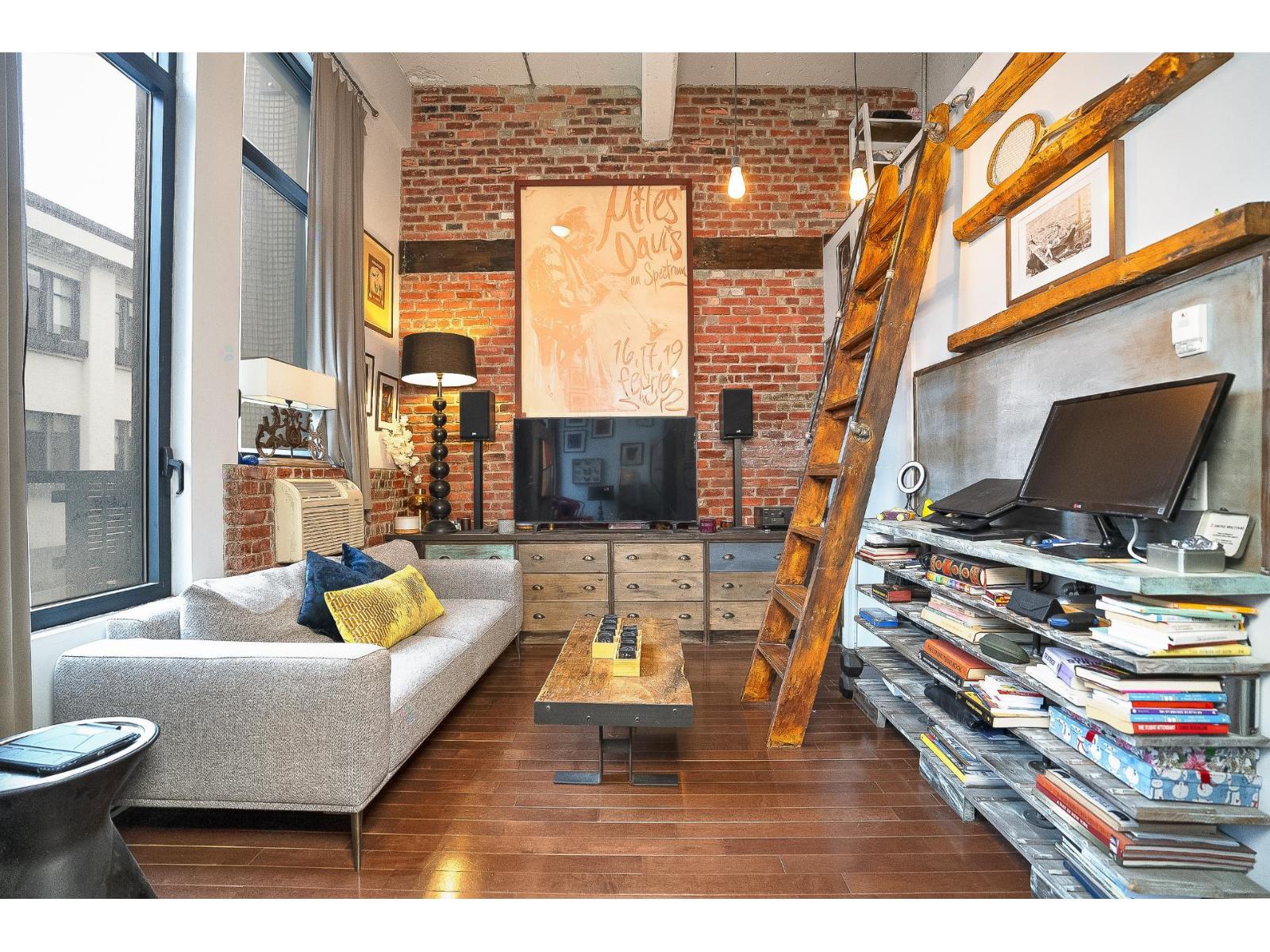 For sale: 3700 Rue St-Antoine O., #327, Montréal (Le Sud-Ouest), Quebec  H4C0B1 - 11396729