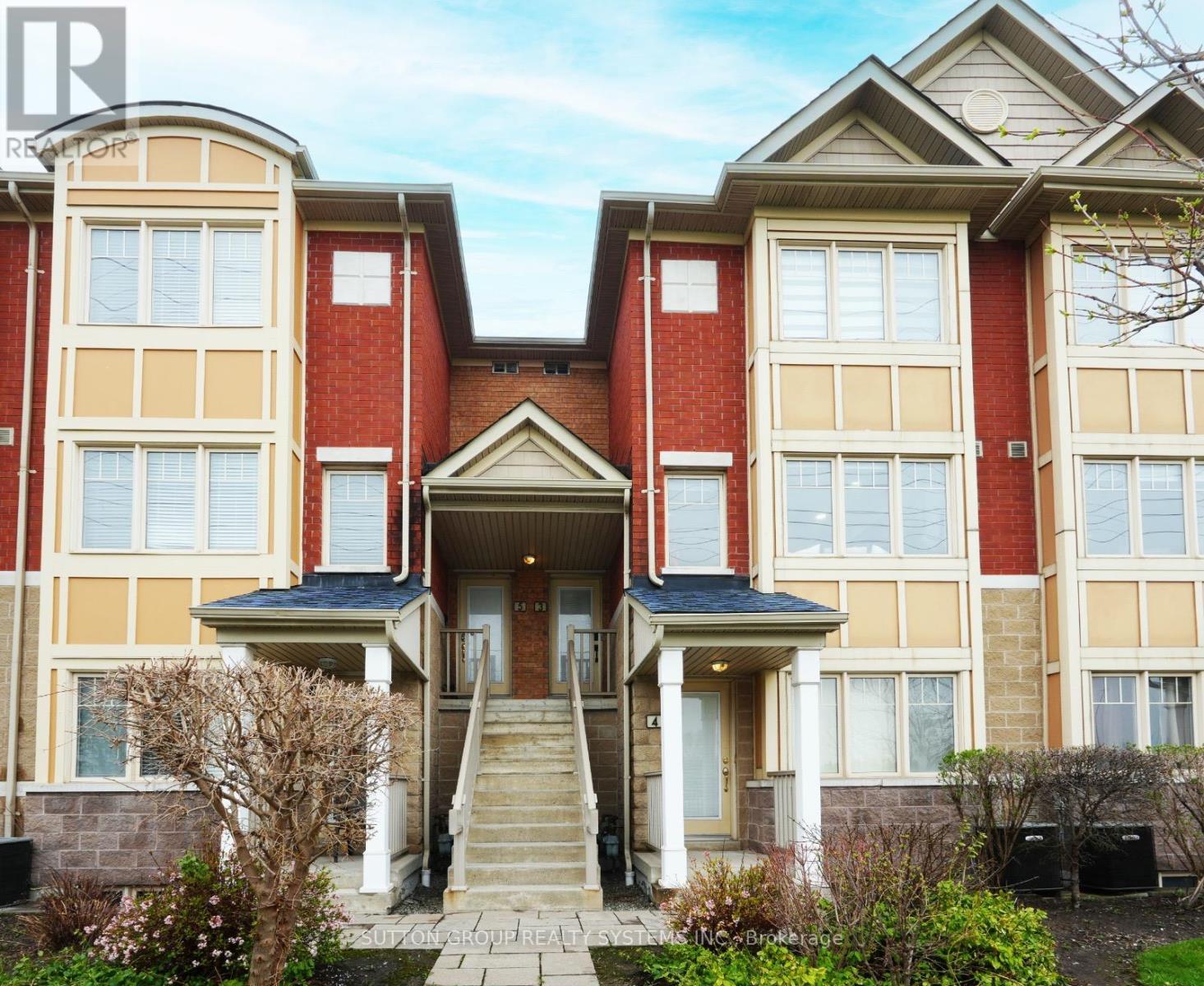 Row / Townhouse for Sale in 3 - 5035 NINTH LINE|Mississauga (Churchill Meadows), Ontario L5M0E5