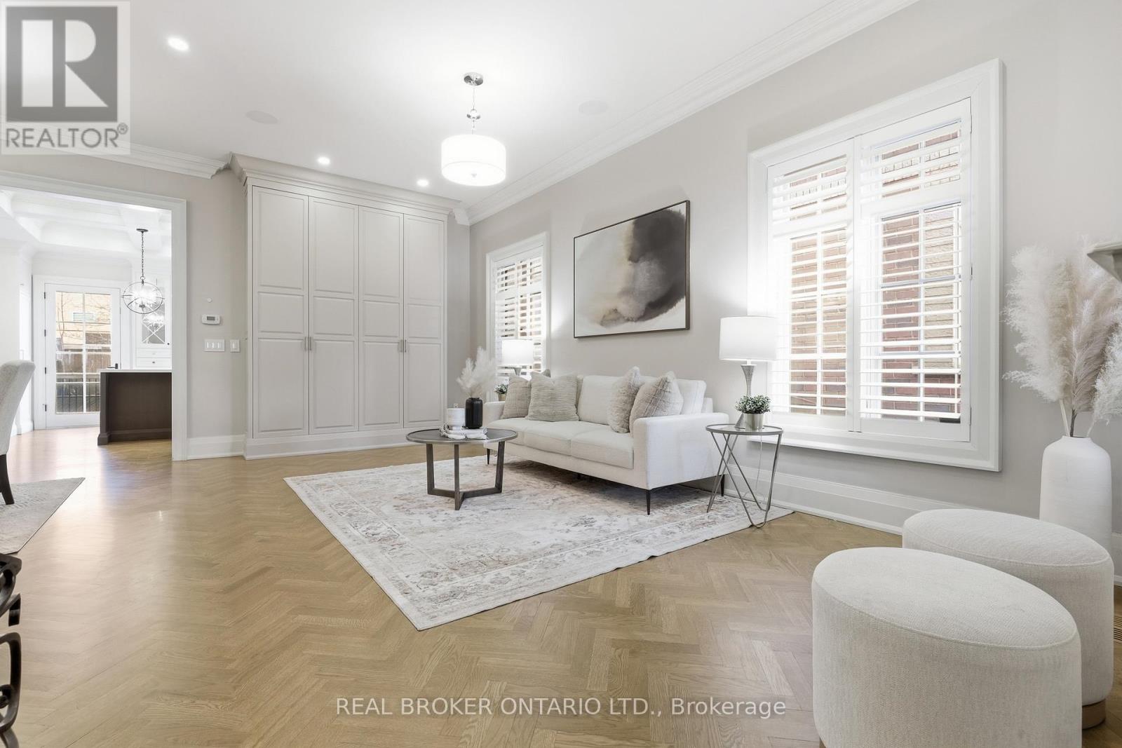 Row / Townhouse for Sale in 5290 ROADSIDE WAY|Mississauga (Churchill Meadows), Ontario L5M0H9 5