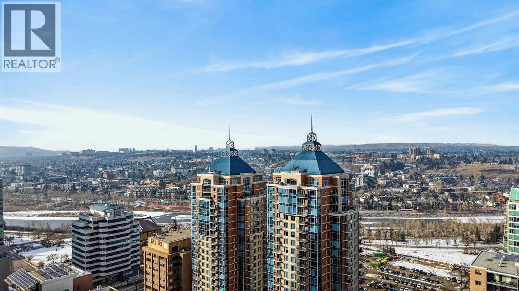 Apartment for Sale in 1402, 910 5 Avenue SW|Calgary, Alberta T2P0C3 2