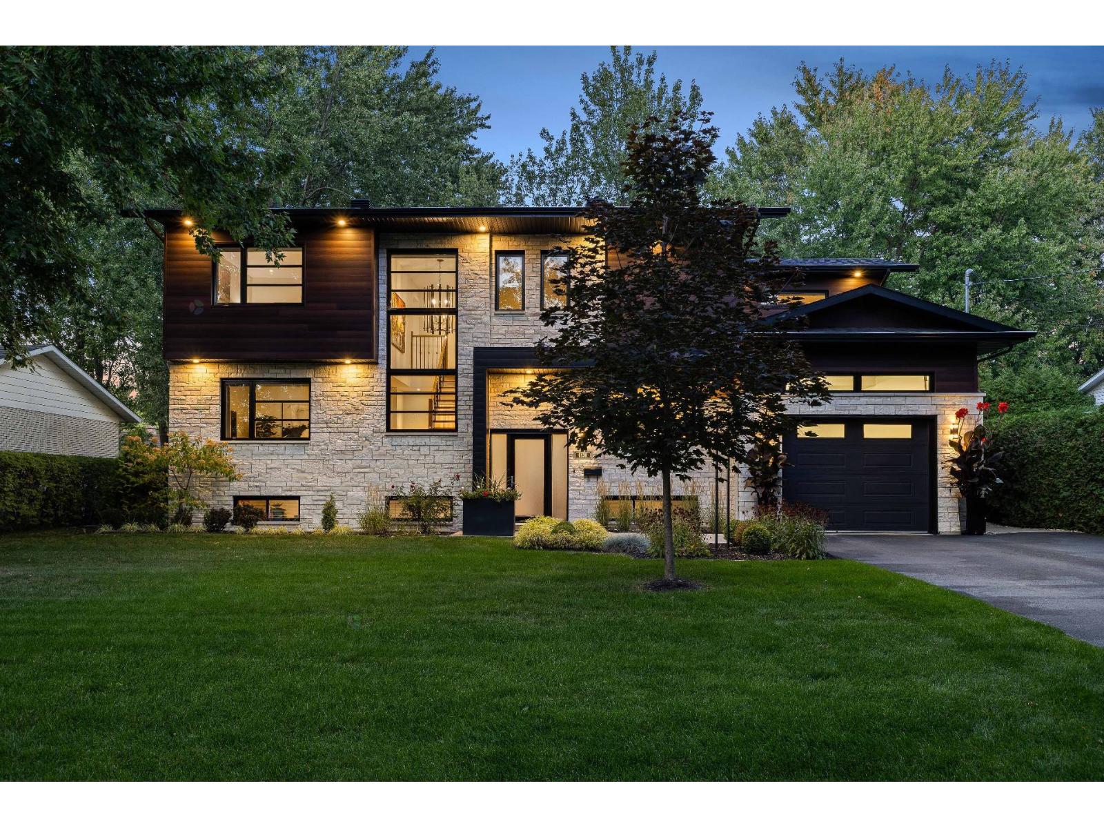 1130 Rue Goyer, Saint-Bruno-de-Montarville, Quebec J3V3Z1