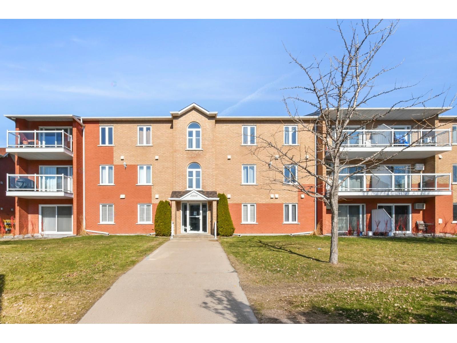 2500 Boul. Jacques-Marcil, #302, Longueuil (Saint-Hubert), Quebec J3Y9A3
