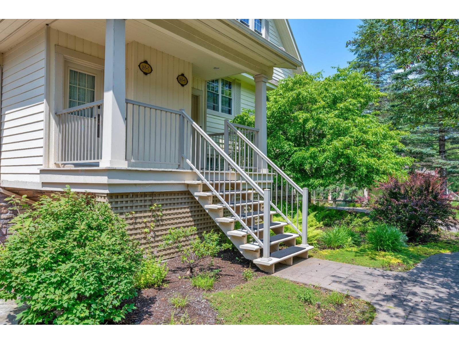 165 Rue du Mont-Plaisant