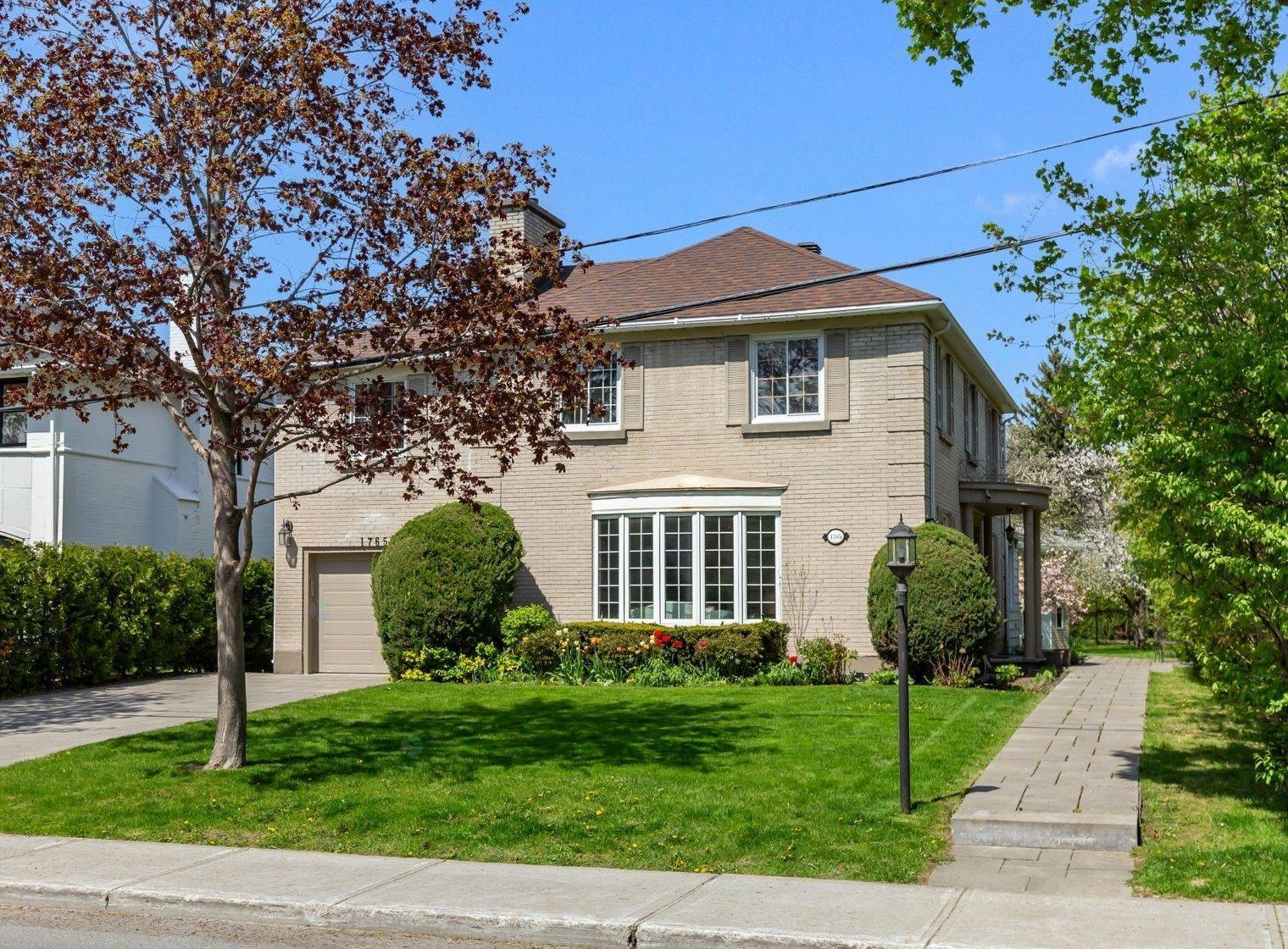 1765 Ch. Caledonia, Mont-Royal, Quebec H3R2W8