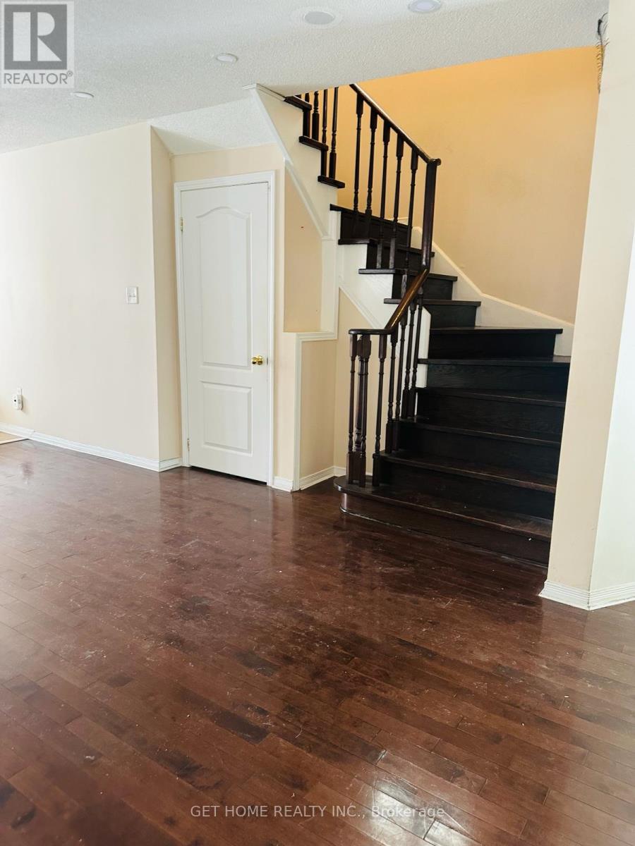 Row / Townhouse for Sale in 62 CHARCOAL WAY|Brampton (Bram West), Ontario L6Y5R9 5