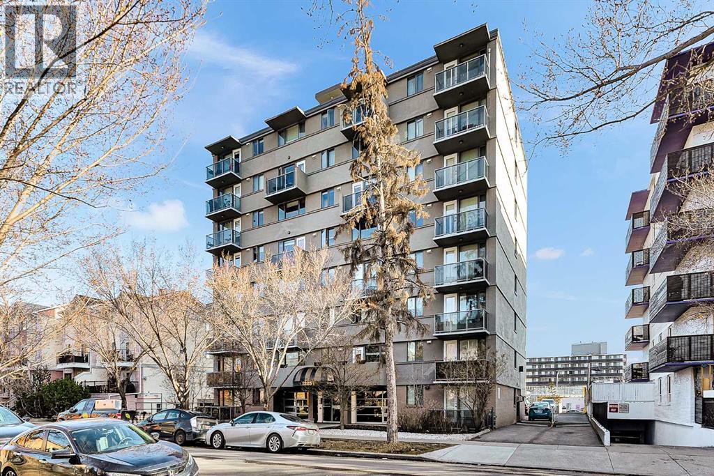 Apartment for Sale in 801, 1225 15 Avenue SW|Calgary, Alberta T3C0X6 2