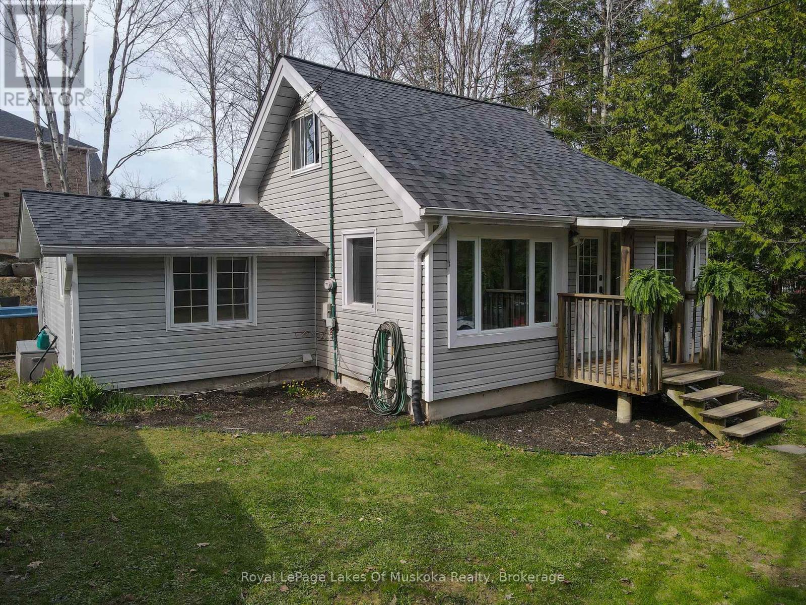 6 HIBBERD LANE